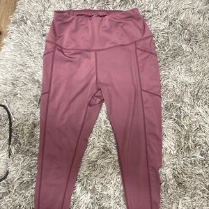 Aeropostale leggings with pockets size M